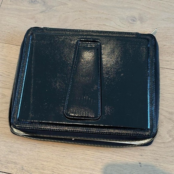 Michael Kors IPad Case - Picture 5 of 6